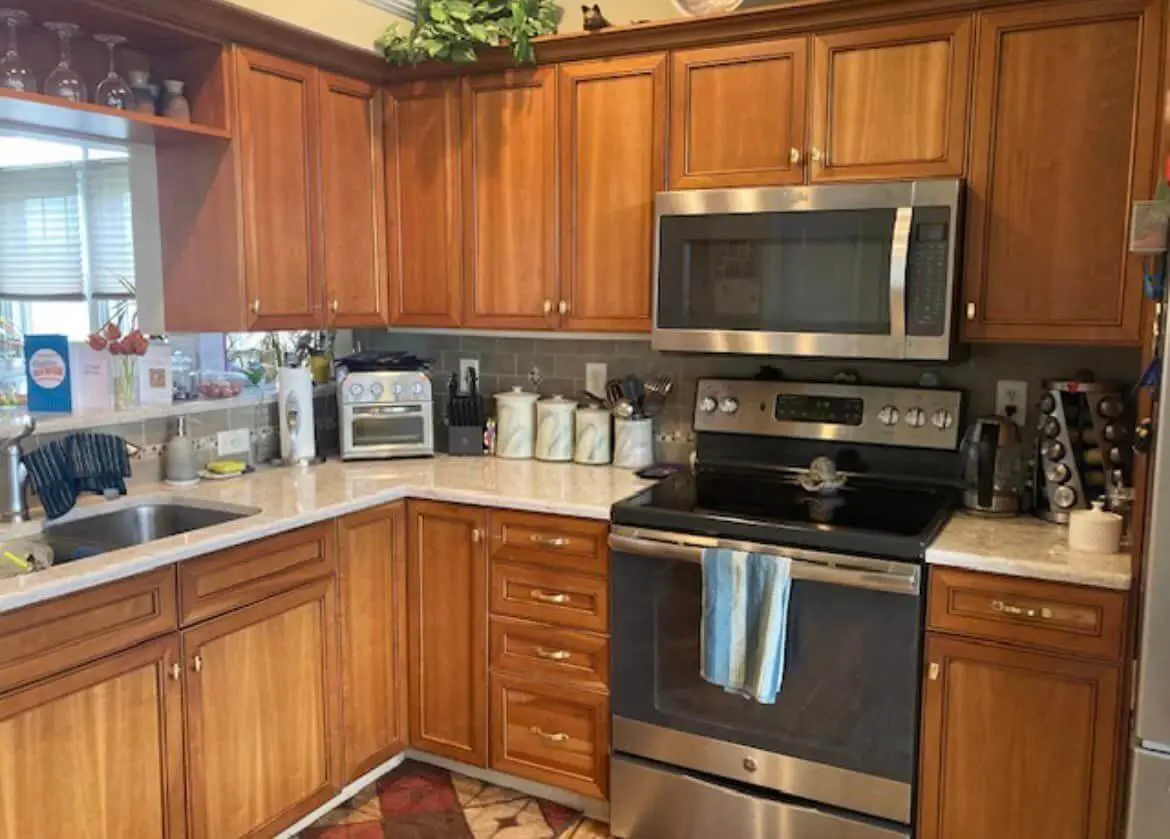 kitchen renovation before