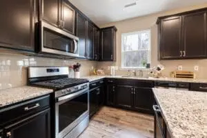 what to expect from professional cabinet refinishing
