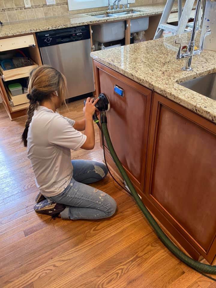 cabinet refinishing preparation